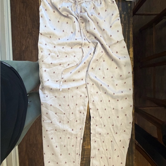 Roller Rabbit Pajama Set - Picture 3 of 4